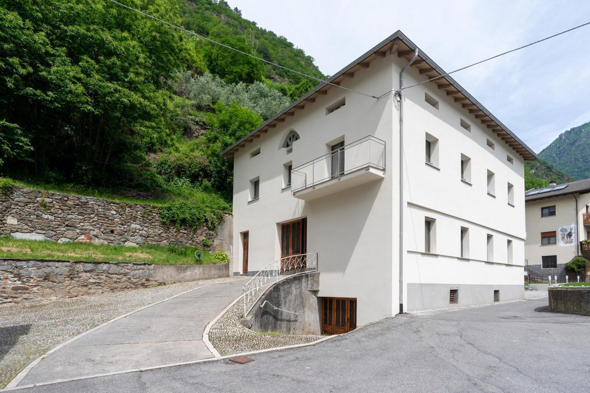 Apartmán Al Campanile - Valtellina - 15 Min Da Bernina Express Grosotto Exteriér fotografie